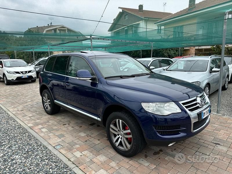 Usata VW Touareg 240 CV (176 kW) 2008 Blu SUV