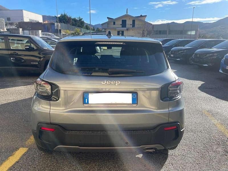 Usata Jeep Avenger Summit 101 CV (74 kW) 2024 Argento SUV