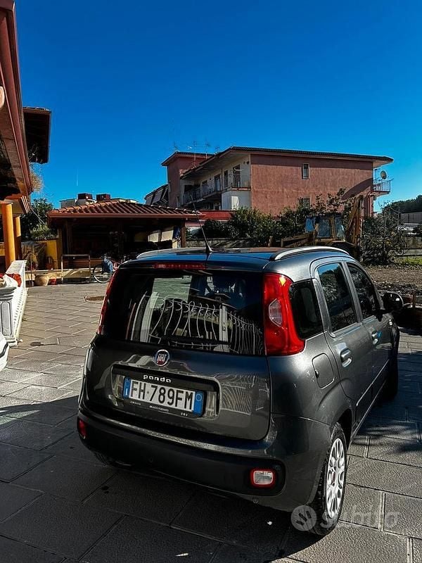 Usata Fiat Panda 69 CV (50 kW) 2017 Berlina
