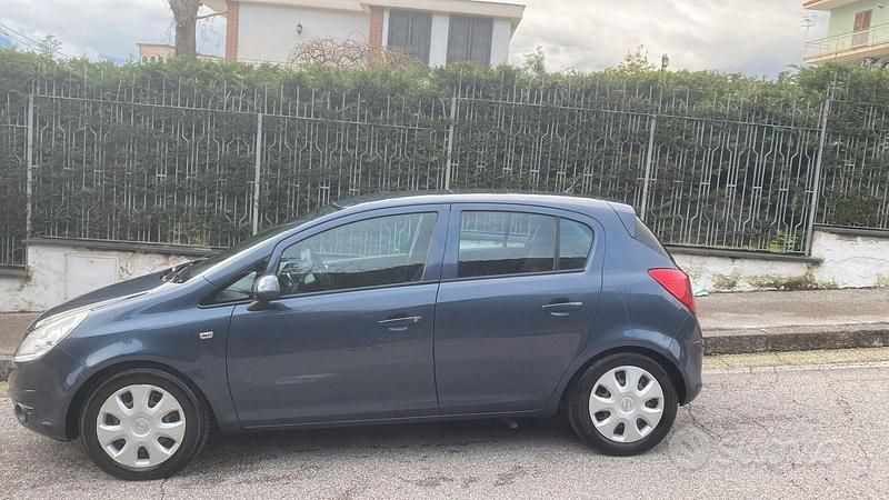Usata Opel Corsa Cosmo 80 CV (58 kW) 2008 Blu Utilitaria
