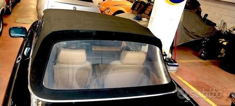 Usata Alfa Romeo Spider 117 CV (86 kW) 1990 Nero Cabrio