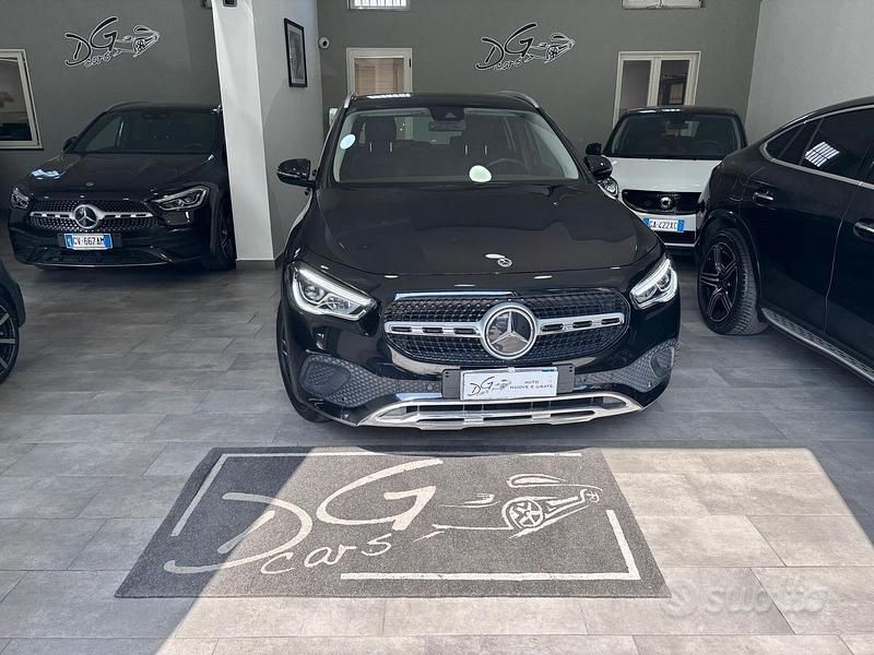 Usata Mercedes GLA220 190 CV (139 kW) 2022 Nero SUV