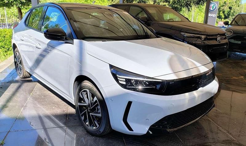 Nuova Opel Corsa 101 CV (74 kW) 2025 Bianco Berlina