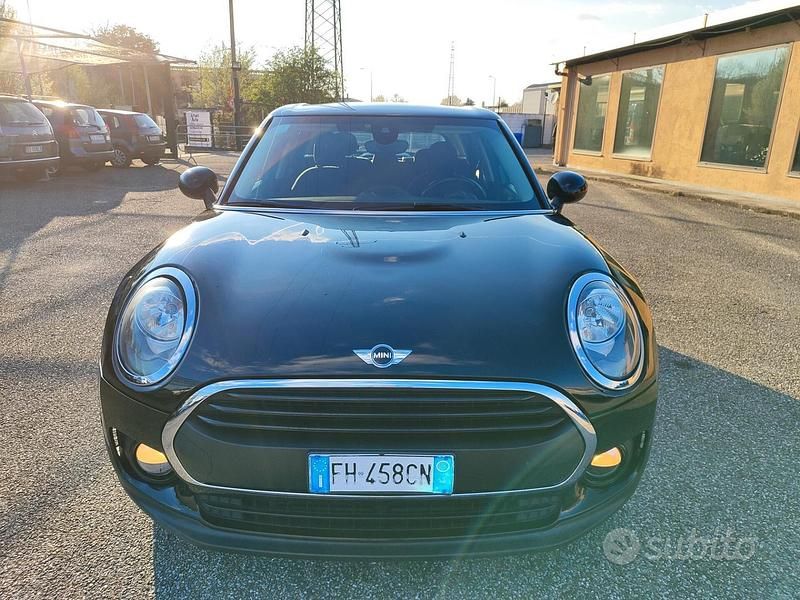 Usata Mini One D Clubman Business 116 CV (85 kW) 2017 Nero Station wagon