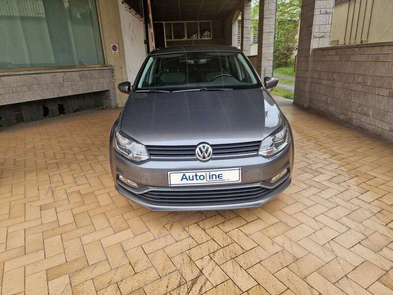 Usato 2015 VW Polo 1.0 Benzin 75 CV (12.800 €)