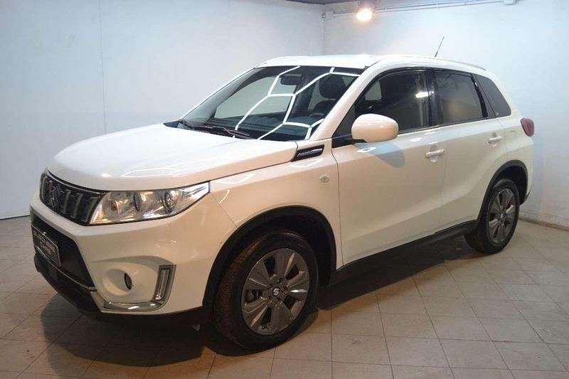 Bianco Usata 2019 Suzuki Vitara SUV | 12.490 € (Buon prezzo) - Immagine 1/4