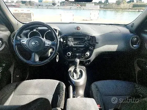 Usata Nissan Juke 110 CV (80 kW) 2016 Grigio SUV