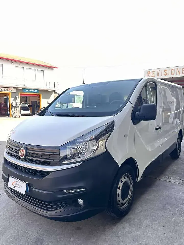 Usata Fiat Talento 120 CV (88 kW) 2021 Bianco Monovolume