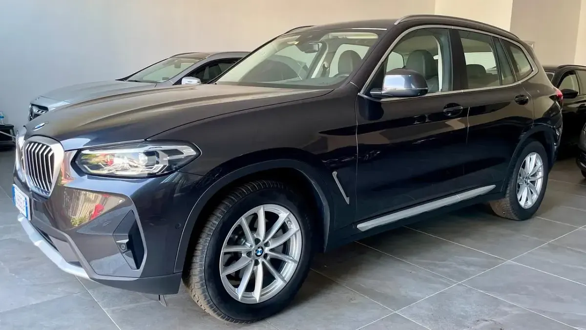 Usata BMW X3 Advantage 190 CV (139 kW) 2022 Grigio SUV