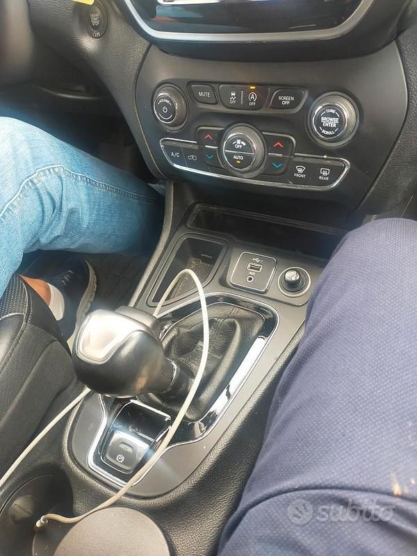 Usata Jeep Cherokee 195 CV (143 kW) 2019 SUV