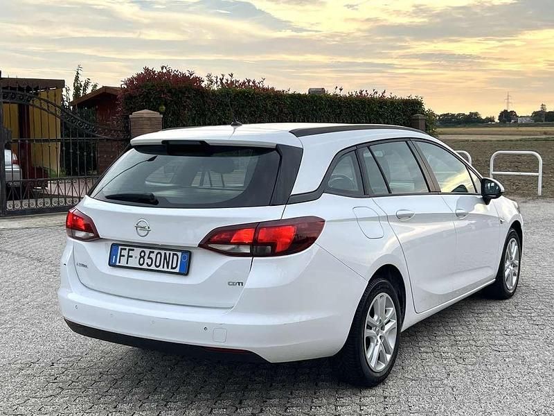 Usata Opel Astra Innovation 110 CV (80 kW) 2017 Station wagon