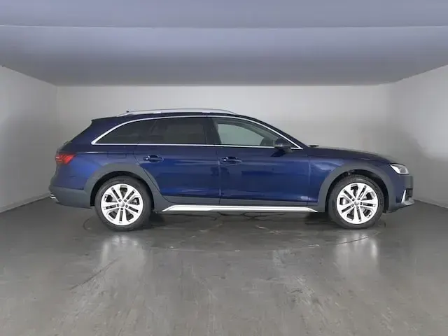 Usata Audi A4 Allroad Business 190 CV (139 kW) 2020 Blu navarra metallizzato Station wagon