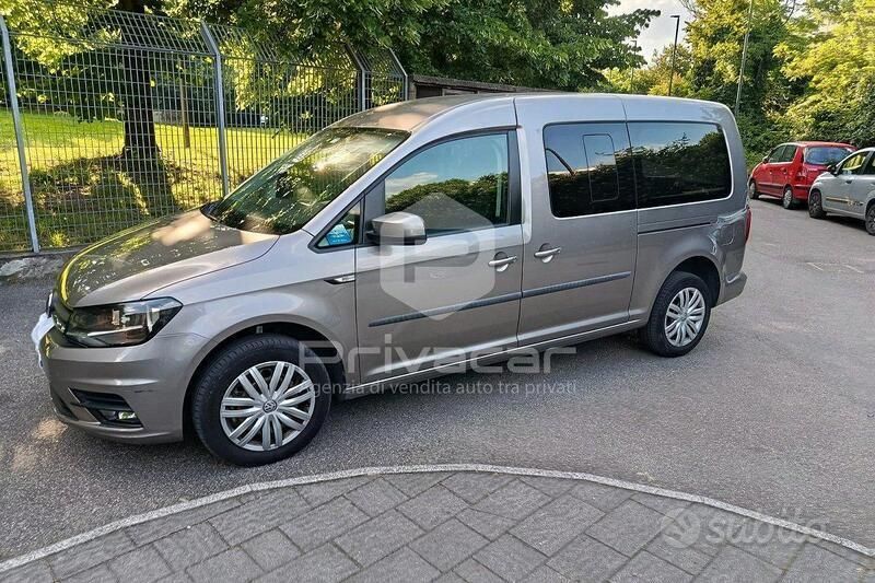 Grigio Usata 2016 VW Caddy Maxi Trendline Monovolume | 12.000 € (Ottimo prezzo) - Immagine 1/4