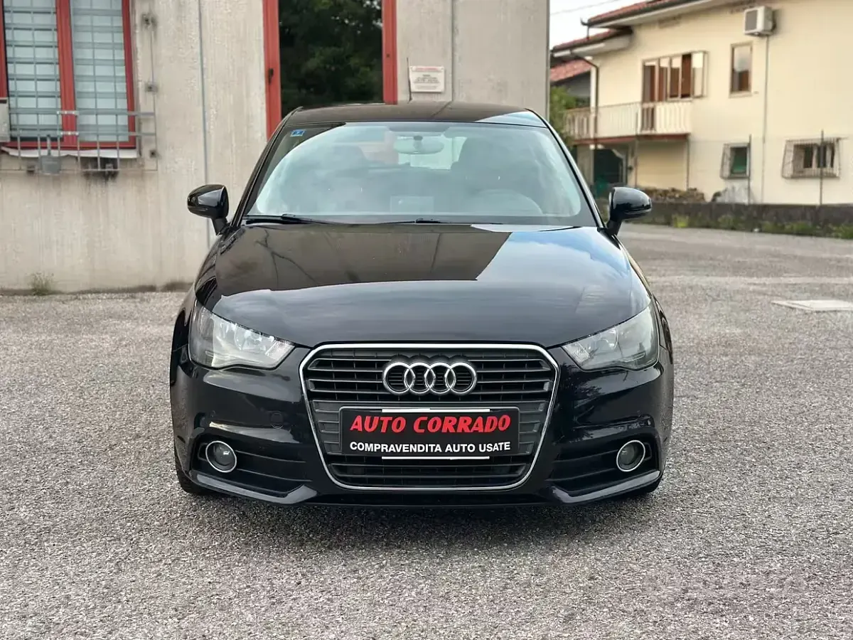 Usata Audi A1 Ambition 105 CV (77 kW) 2010 Nero Utilitaria
