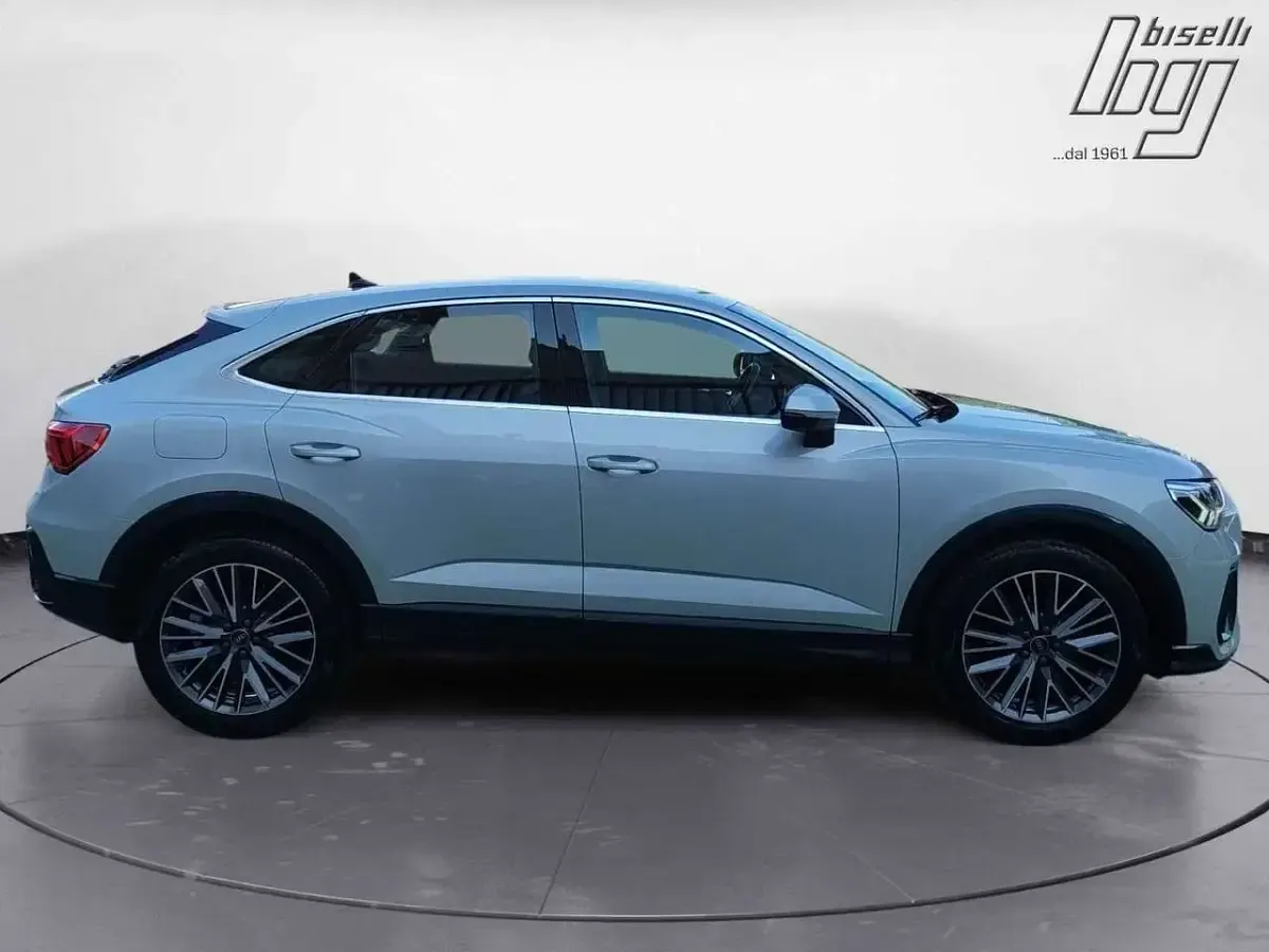 Usata Audi Q3 Sportback 150 CV (110 kW) 2023 Argento SUV
