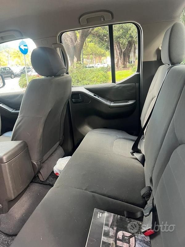 Usata Nissan Navara 2014 Bianco Pick-up