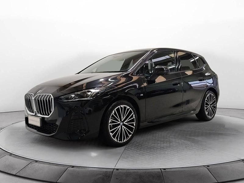 Black sapphire Usata 2025 BMW 218 Active Tourer M Sport Monovolume | 33.900 € (Buon prezzo) - Immagine 1/4