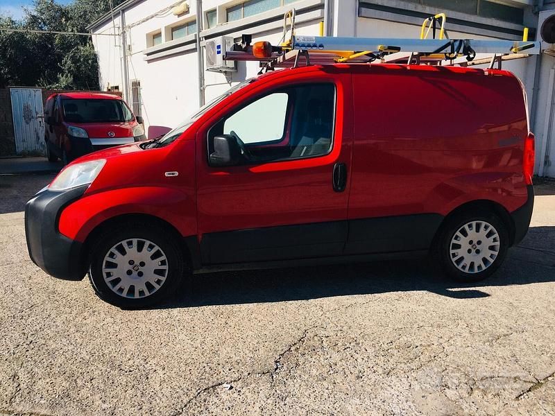 Usata Fiat Fiorino 95 CV (69 kW) 2016 Rosso Monovolume