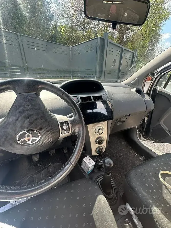 Usata Toyota Yaris 69 CV (50 kW) 2008 Utilitaria
