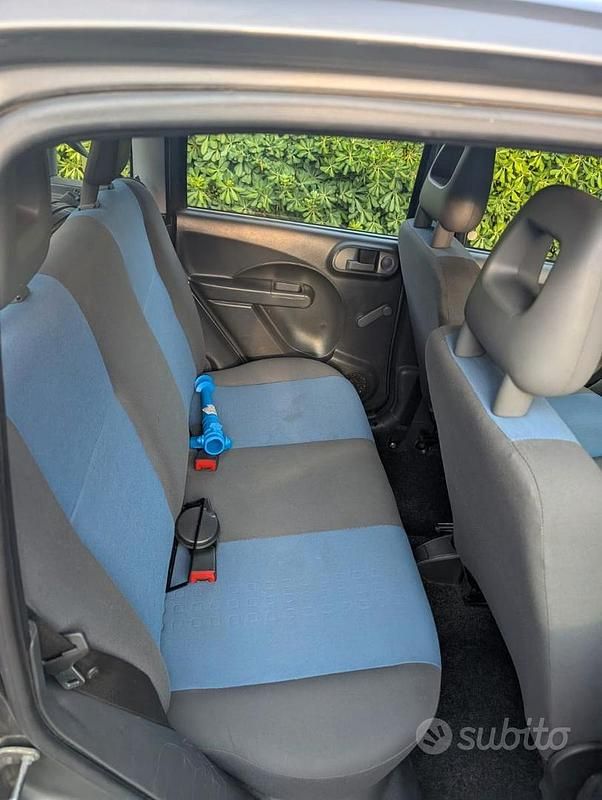 Usata Fiat Panda 69 CV (50 kW) 2011 Utilitaria