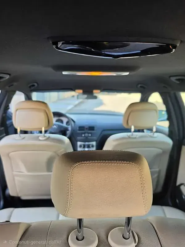 Usata Mercedes C200 150 CV (110 kW) 2008 Grigio Station wagon