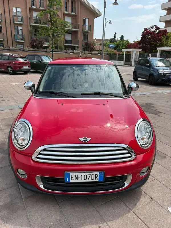Usata Mini ONE 75 CV (55 kW) 2012 Utilitaria