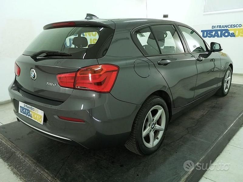 Usata BMW 118 Comfort Edition 150 CV (110 kW) 2017 Grigio Utilitaria