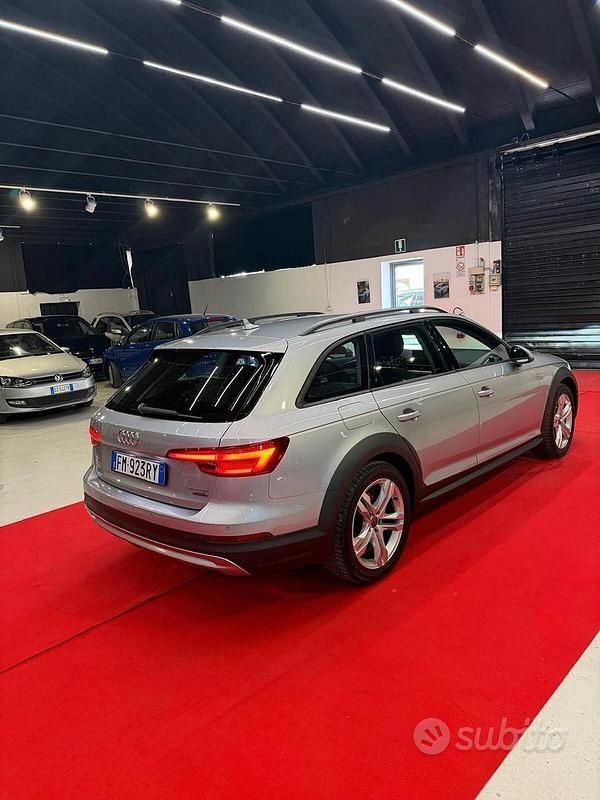 Usata Audi A4 Allroad Business 190 CV (139 kW) 2018 Grigio Station wagon