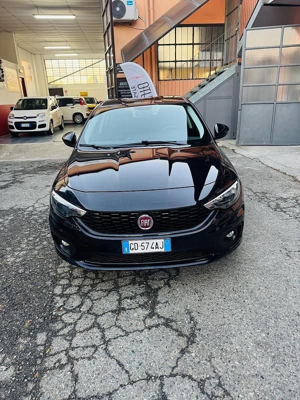 Nero Usata 2020 Fiat Tipo Mirror Tre volumi | 9600 € (Super prezzo) - Immagine 1/4
