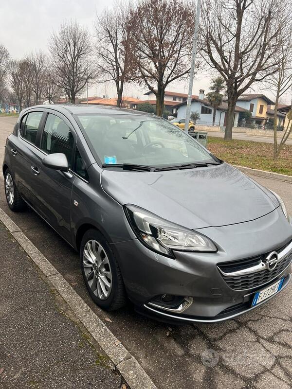 Usato 2017 Opel Corsa 1.2 Benzin 69 CV (9.000 €)