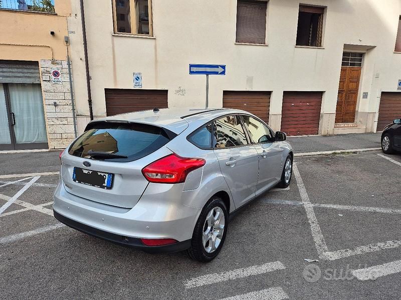 Usata Ford Focus 90 CV (66 kW) 2015 Utilitaria