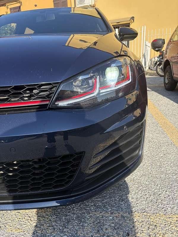 Usata VW Golf VII GTI 220 CV (161 kW) 2016 Berlina