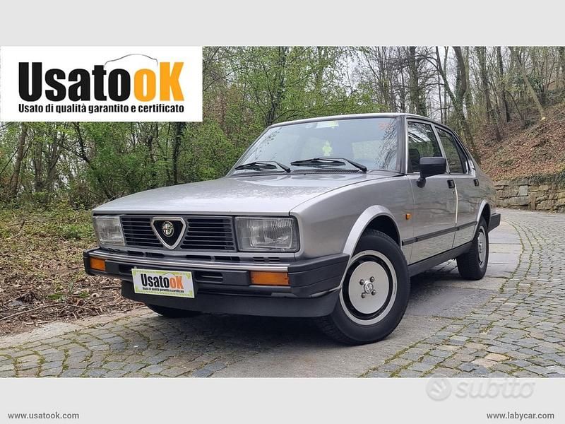 Argento Usata 1984 Alfa Romeo Alfetta Tre volumi | 12.500 € - Immagine 1/4