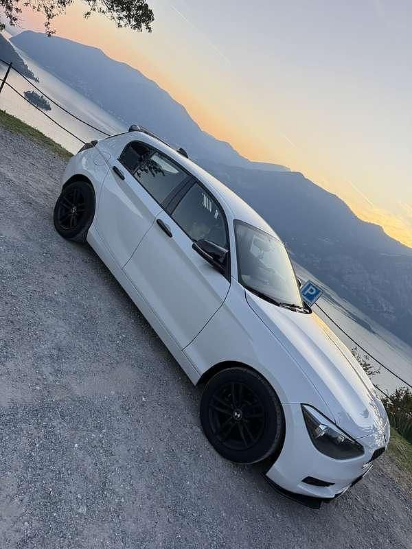 Usata 2012 BMW 114 Due volumi | 8000 € (Buon prezzo) - Immagine 1/4