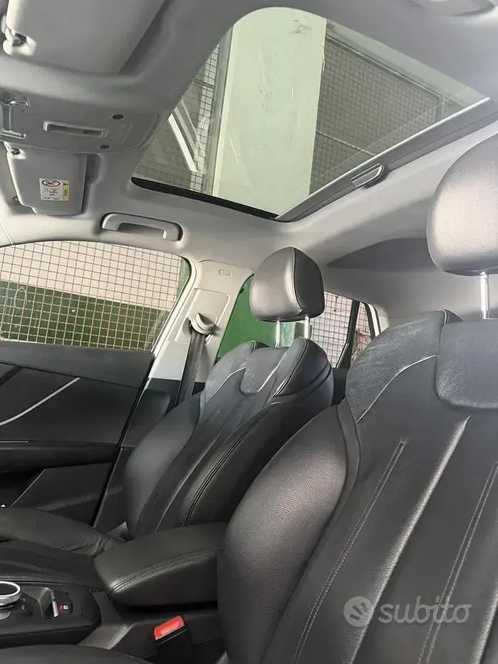 Usata Audi Q2 Ambiente 116 CV (85 kW) 2022 Bianco SUV