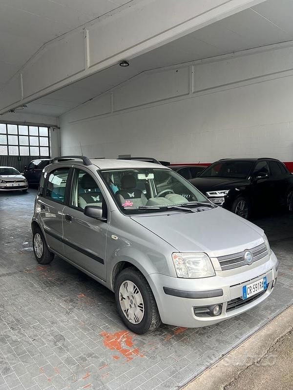 Usata Fiat Panda Emotion 60 CV (44 kW) 2004 Grigio Berlina
