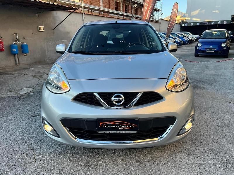 Usata Nissan Micra Acenta 98 CV (72 kW) 2015 Grigio Berlina