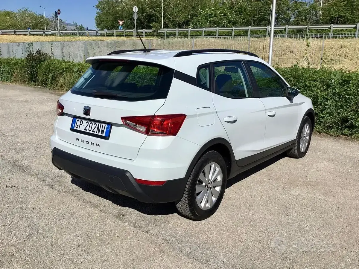 Usata Seat Arona Style 95 CV (69 kW) 2020 Bianco SUV