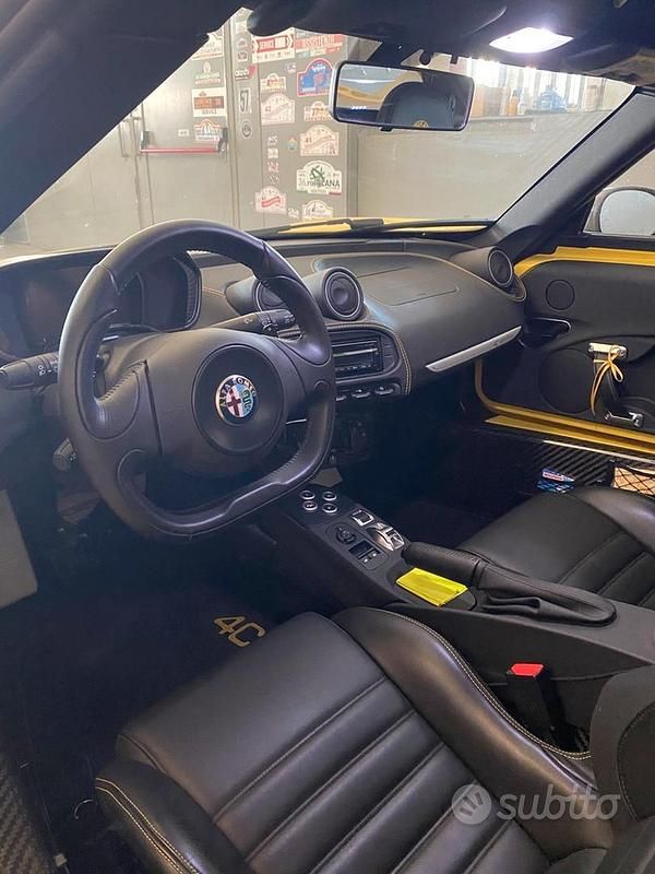 Usata Alfa Romeo 4C Spider 240 CV (176 kW) 2021 Giallo Cabrio