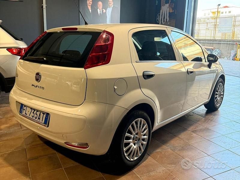 Usata Fiat Punto 95 CV (69 kW) 2017 Bianco Utilitaria