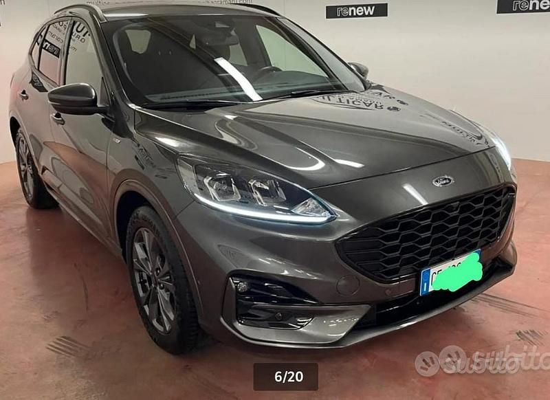 Usata Ford Kuga 120 CV (88 kW) 2021 SUV