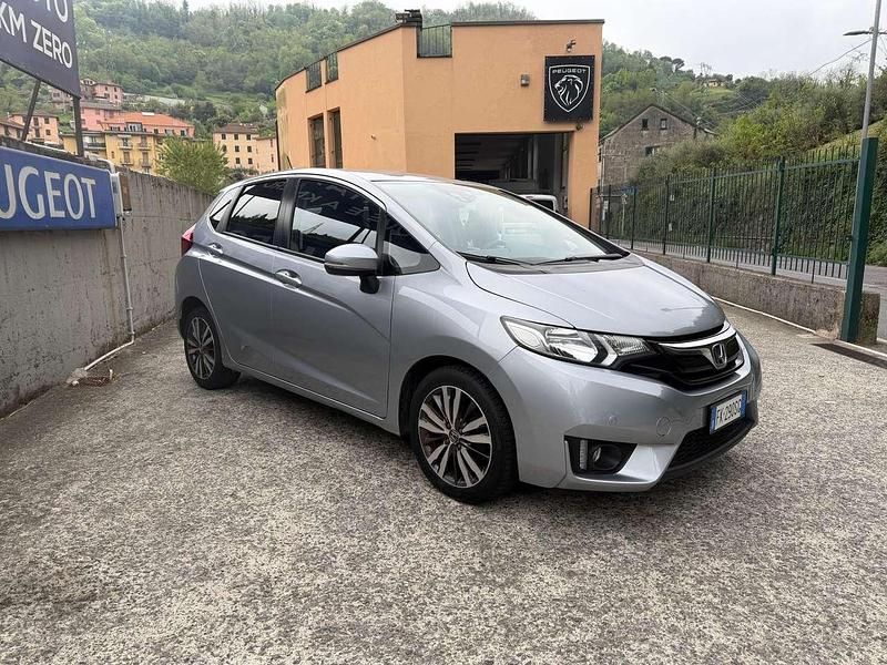 Usata Honda Jazz Elegance 102 CV (75 kW) 2017 Grigio Utilitaria