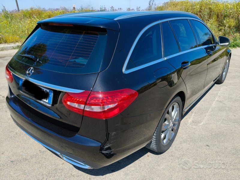 Usata Mercedes C220 170 CV (125 kW) 2014 Nero Station wagon