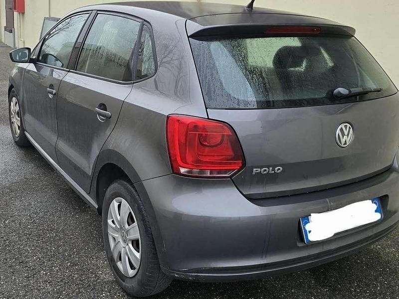 Usata VW Polo Trendline 60 CV (44 kW) 2011 Grigio Berlina