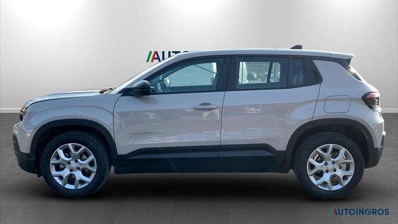 Usata Jeep Avenger Altitude 101 CV (74 kW) 2023 Beige SUV