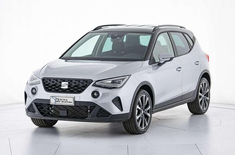 Usata Seat Arona Black Edition 95 CV (69 kW) 2024 Argento SUV