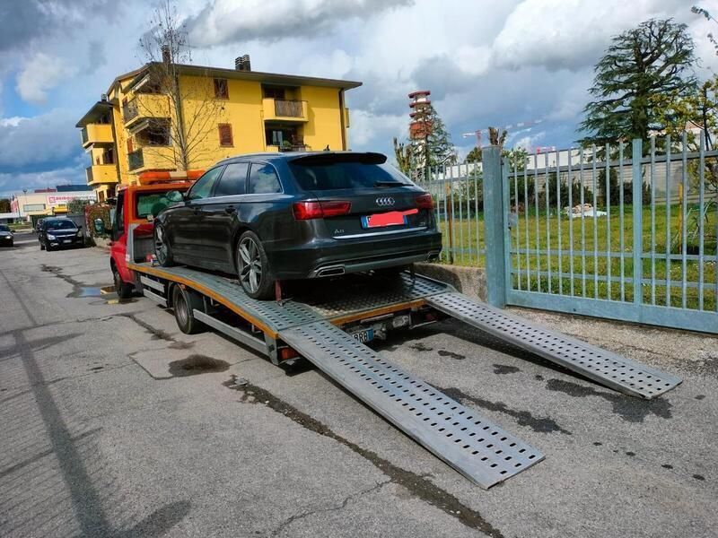 Rosso Usata 2007 Ford Transit | 12.000 € - Immagine 1/4
