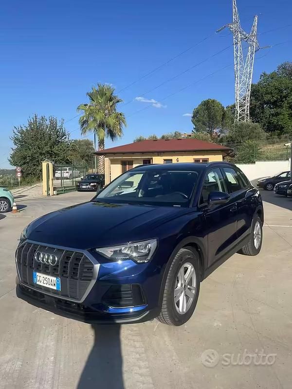 Usata Audi Q3 149 CV (109 kW) 2021 Blu SUV