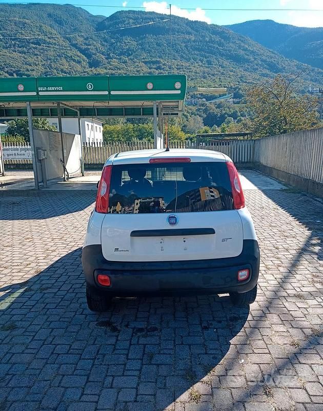 Usata Fiat Panda 80 CV (58 kW) 2016 Bianco Utilitaria