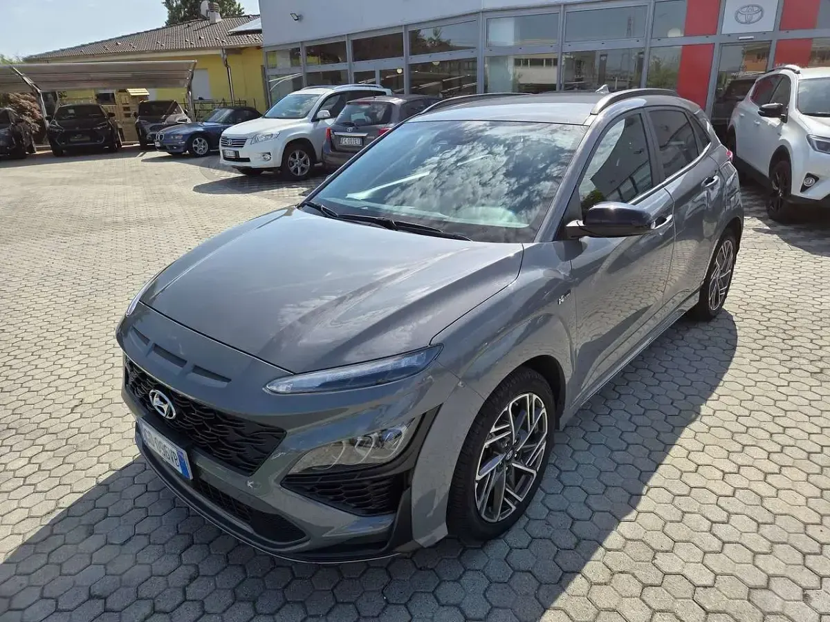 Usata Hyundai Kona N Line 120 CV (88 kW) 2021 Grigio SUV